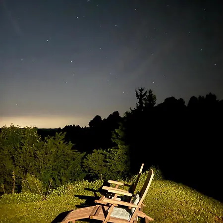 Glamping Na Vrhu בית נופש